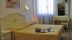 Cots/infant beds, WiFi