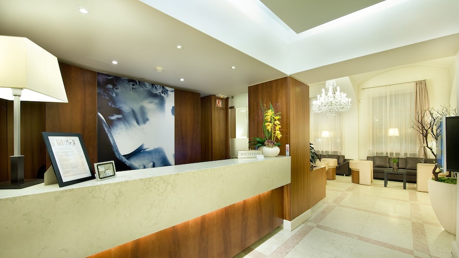 Hotel Sovereign