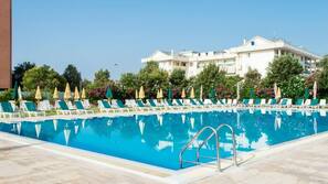 Piscina all'aperto