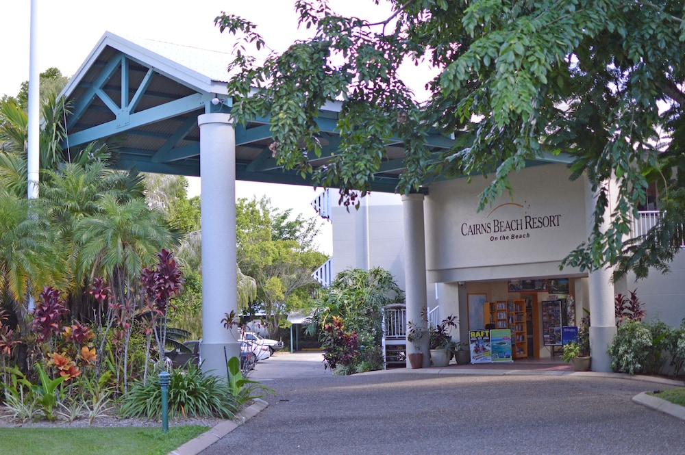 Cairns Beach Resort Aus Best Price Guarantee Cairns Beach Resort Aus Best