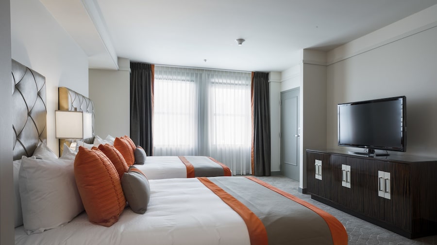 Colcord Hotel