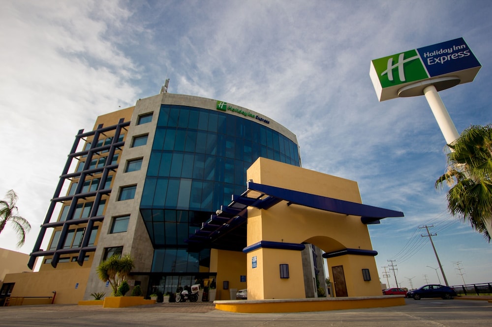 Holiday Inn Express Nuevo Laredo 2019 Room Prices 52, Deals & Reviews