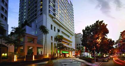G Hotel Gurney