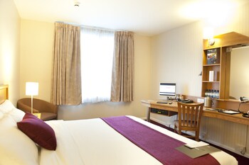 Future Inn Plymouth Reviews Photos Rates Ebookers Com