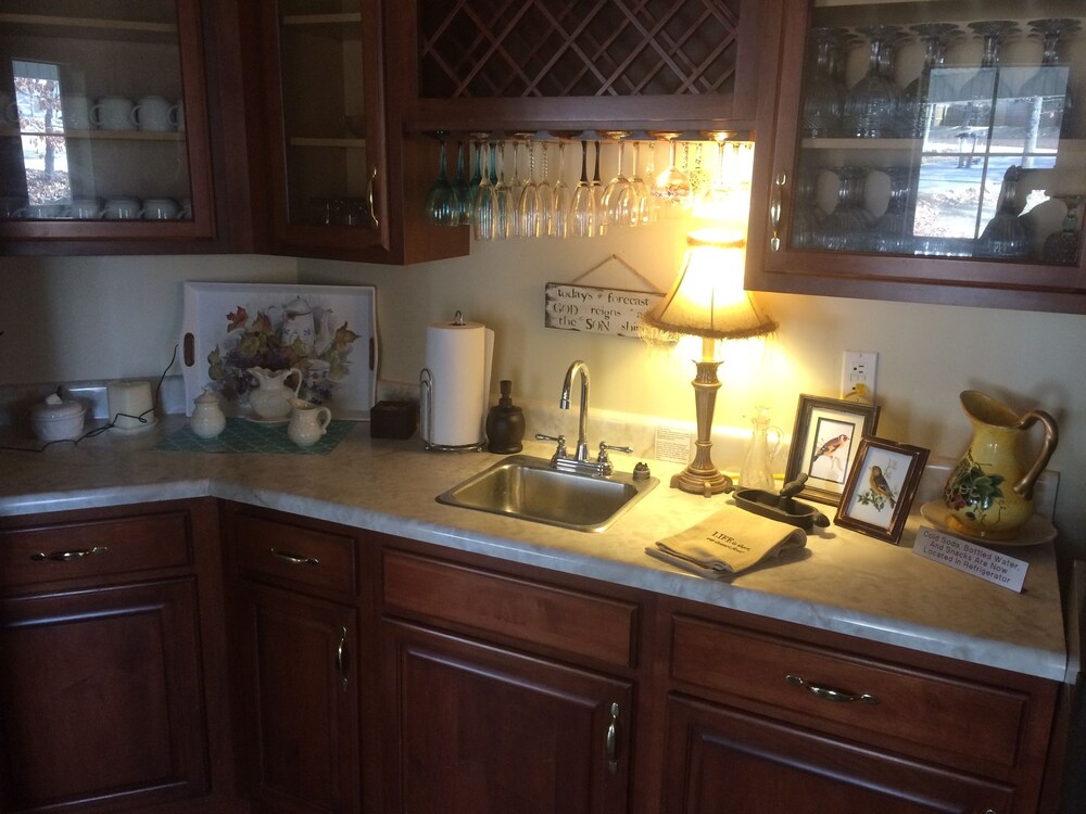 Bradford House Bed & Breakfast in Branson Best Rates & Deals on Orbitz