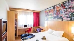 In-room safe, desk, soundproofing, iron/ironing board