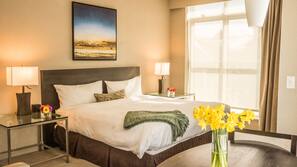 Egyptian cotton sheets, premium bedding, in-room safe, blackout drapes