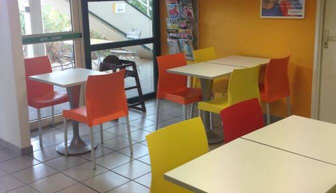 Hotel Premiere Classe Salon De Provence In St Remy De Provence