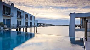 Outdoor pool, pool loungers