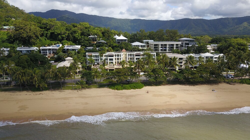 Sea Change Beachfront Apartments AU311 Deals & Reviews (Cairns, AUS