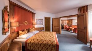 In-room safe, desk, iron/ironing board, free WiFi
