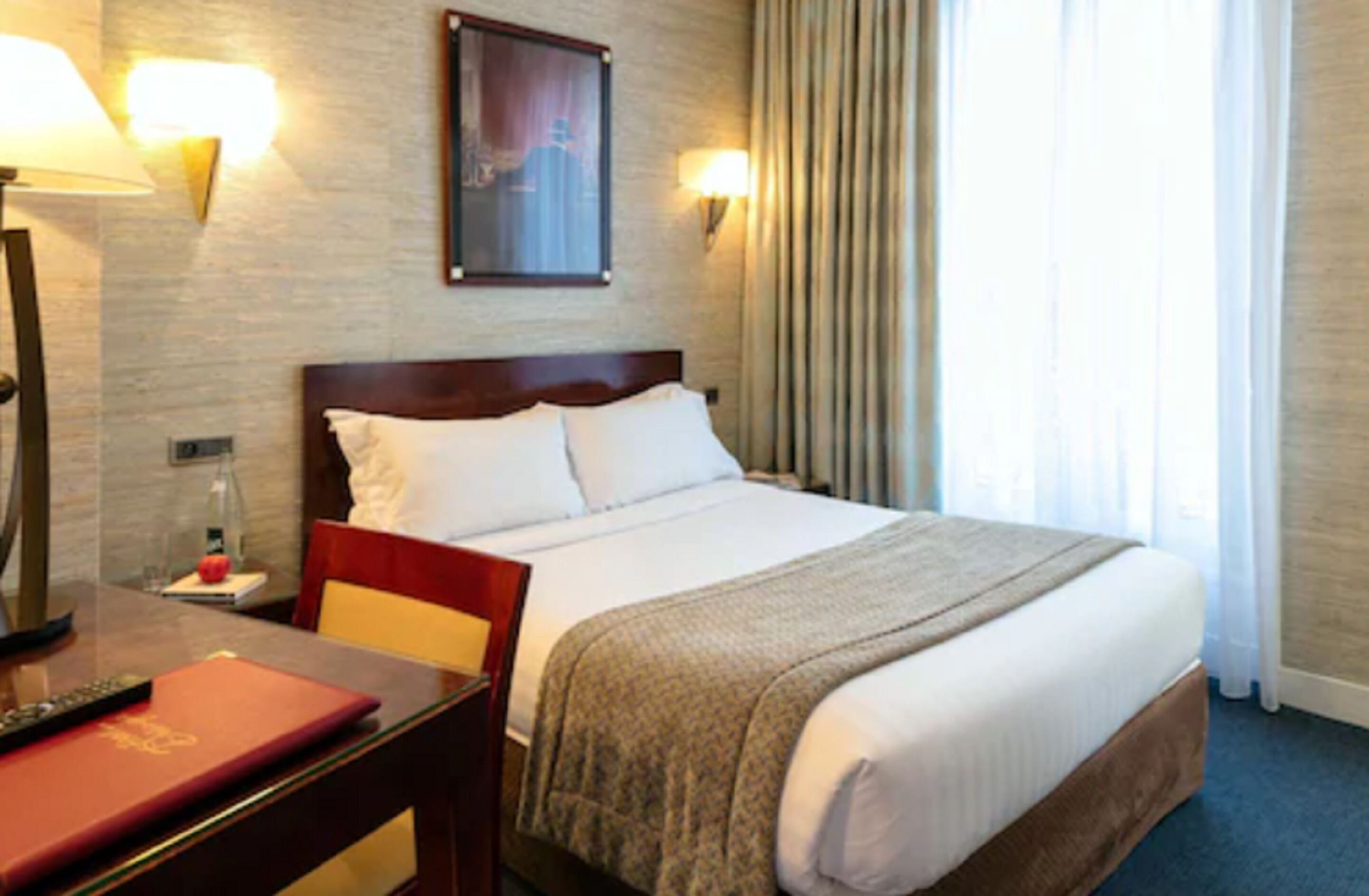 Hotel Delavigne In Paris France Expedia