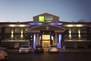 Holiday Inn Express & Suites Alexandria