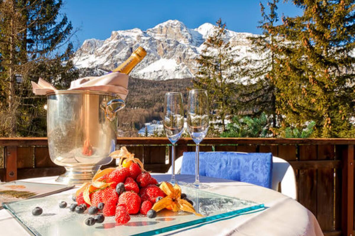 Boutique Hotel Villa Blu Cortina In Cortina D Ampezzo Expedia