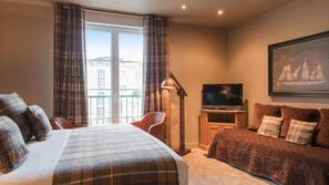 In-room safe, desk, iron/ironing board, free cots/infant beds