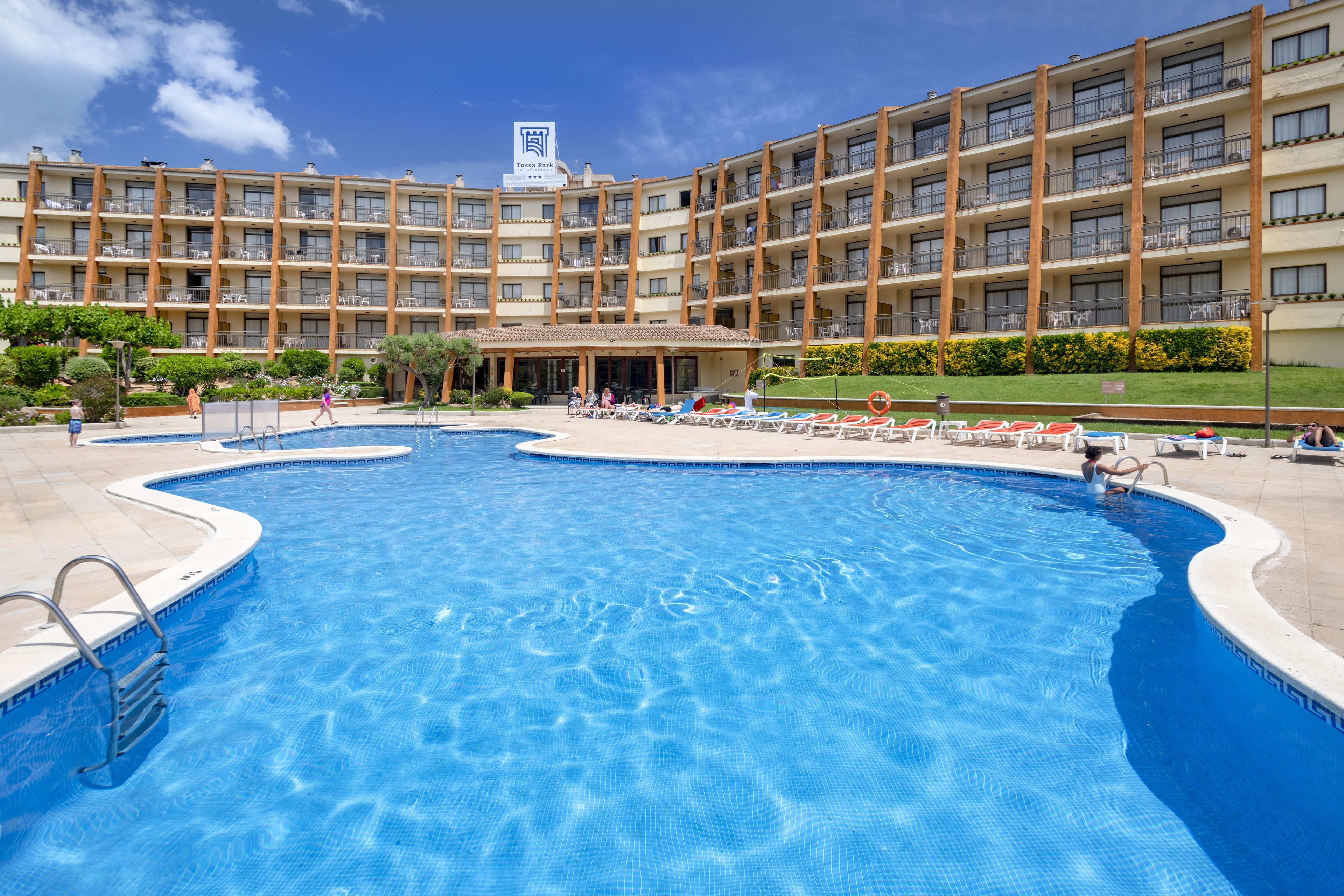 Apart Hotel Ght Tossa Park In Tossa De Mar Expedia