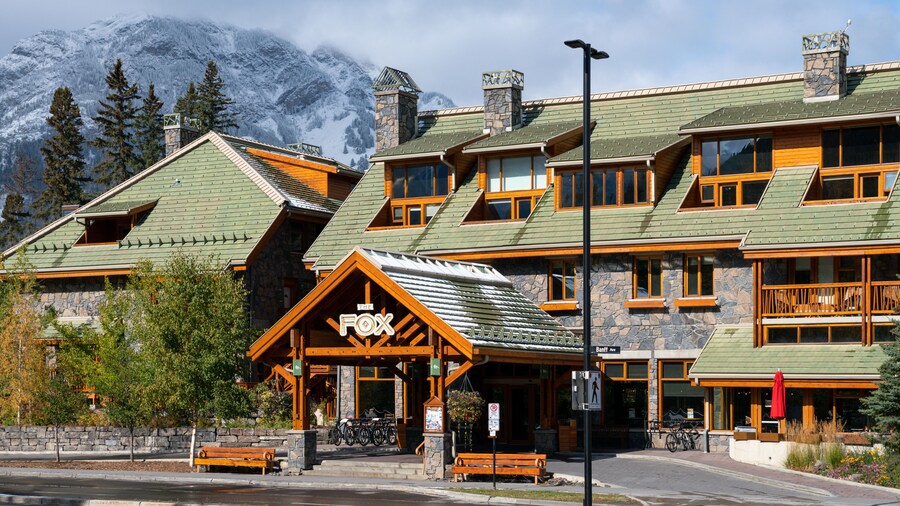 The Fox Hotel and Suites