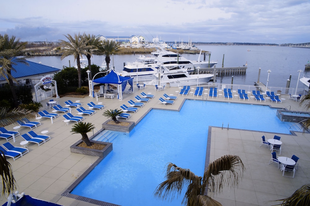 Palace Casino Resort, Biloxi 66 Room Prices & Reviews Travelocity