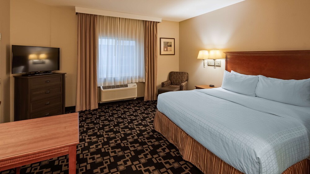 Best Western Plus Wausau/Rothschild Hotel