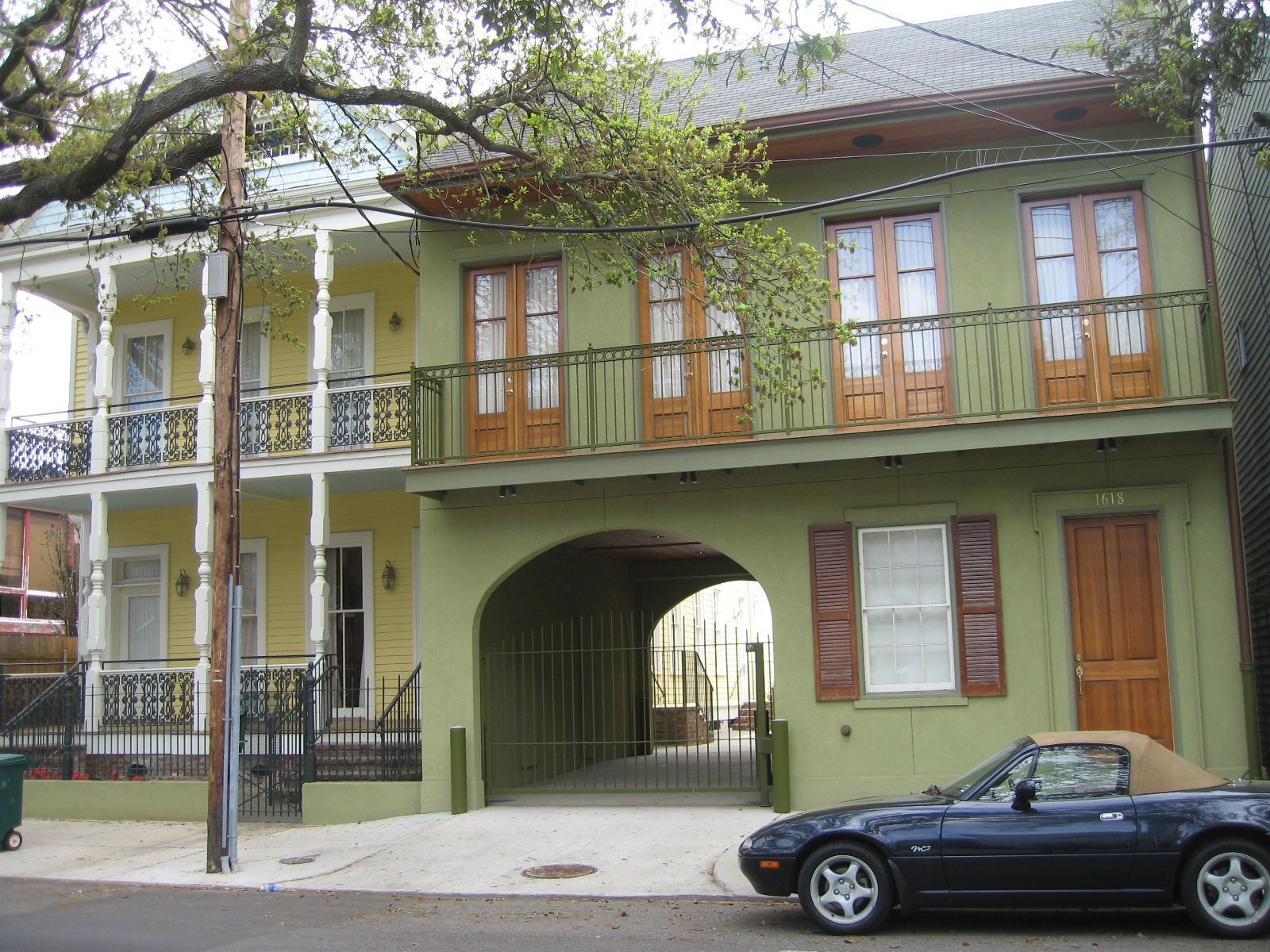 The Prytania Oaks in New Orleans, United States