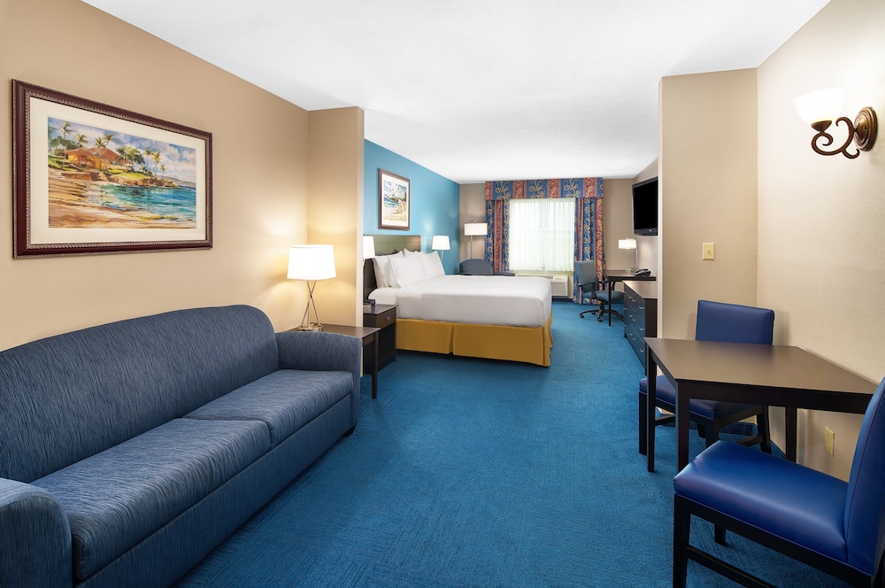 Holiday Inn Express & Suites Kendall, an IHG Hotel