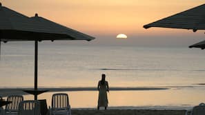 Private beach nearby, free beach shuttle, sun loungers, beach umbrellas