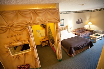 Great Wolf Lodge Cincinnati Mason Cincinnati Room Prices Reviews Travelocity