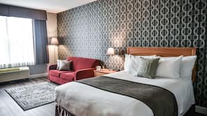 Premium bedding, in-room safe, desk, blackout drapes