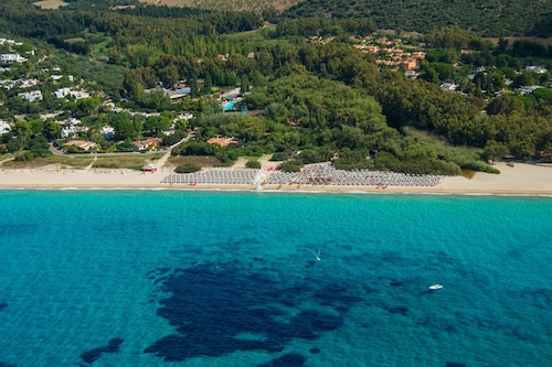 Mari Pintau Beach Quartu Santelena Attraction Expedia