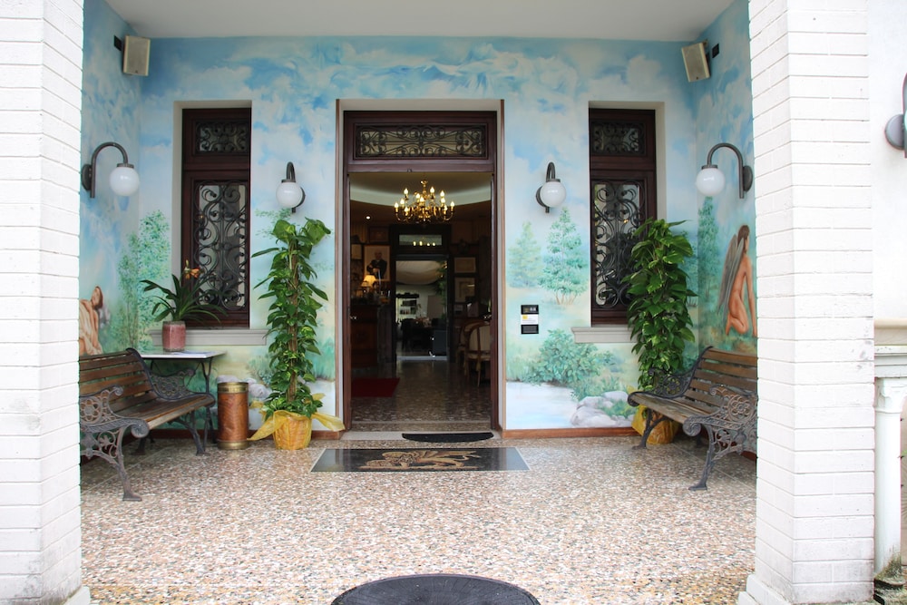 Park Hotel Villa Leon D Oro Noventa Di Piave Ve Park Hotel Villa Leon D Oro Noventa Di Piave Ve