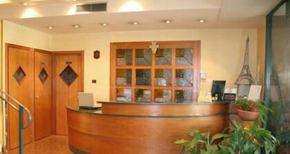 Hotel Savant
