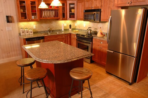 Larsmont Cottages In Two Harbors Cheap Hotel Deals Rates