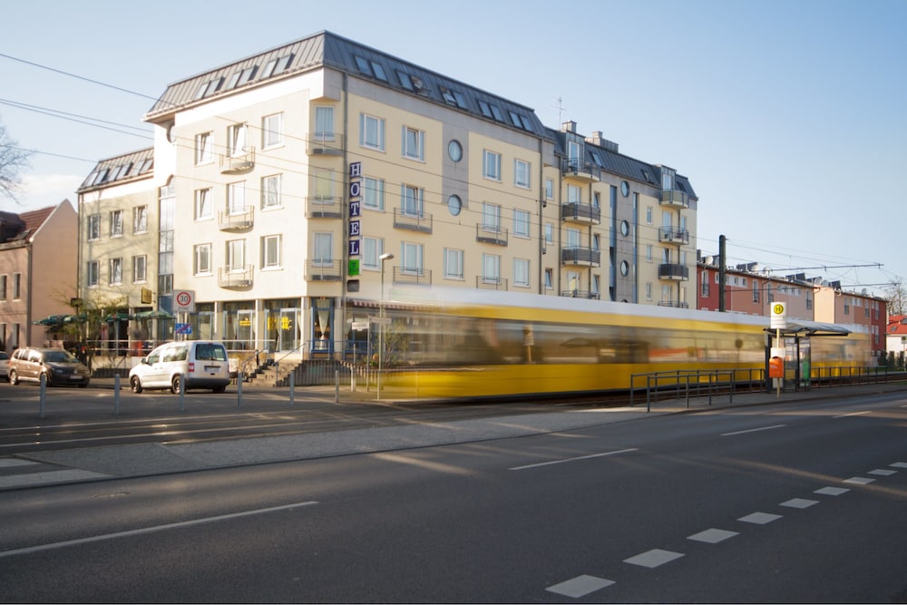 Hotel Pankow Pasewalker Str Berlin Hotel Pankow Pasewalker Str Berlin
