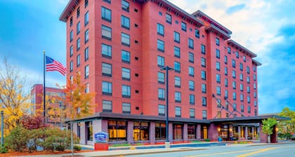 Hampton Inn & Suites Pittsburgh-Downtown