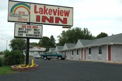 Great Place to stay Lakeview Inn near Willmar 