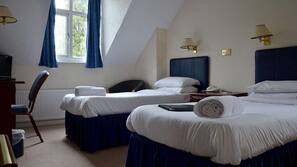 1 bedroom, in-room safe, desk, iron/ironing board