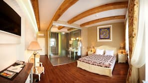 Ropa de cama de alta calidad, colchones con acolchado adicional, minibar