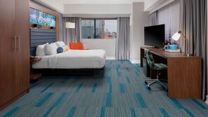 Premium bedding, in-room safe, desk, blackout drapes
