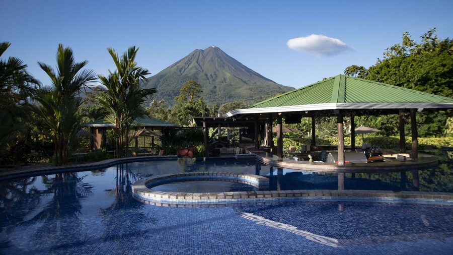 Arenal Manoa & Hot Springs Resort