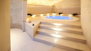 Indoor spa bath
