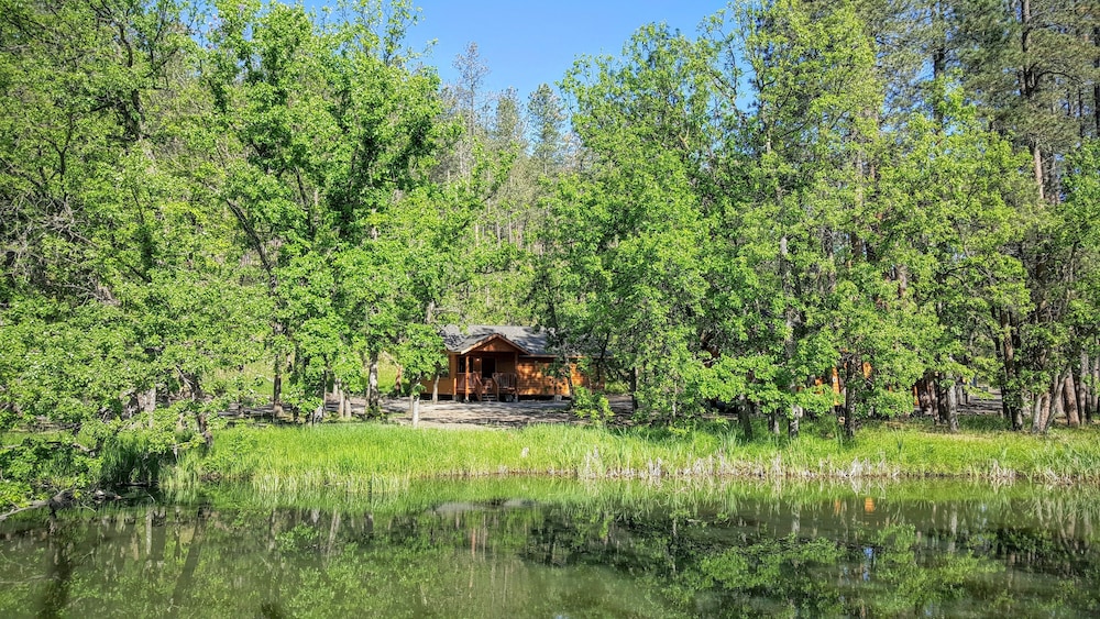 State Game Lodge at Custer State Park Resort in Custer Best Rates