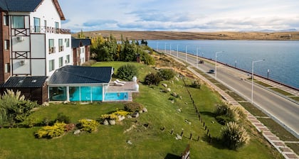 Xelena Hotel & Suites
