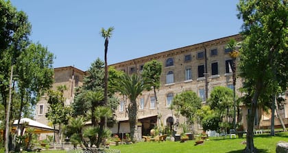 Hotel Il Cavalier D'Arpino