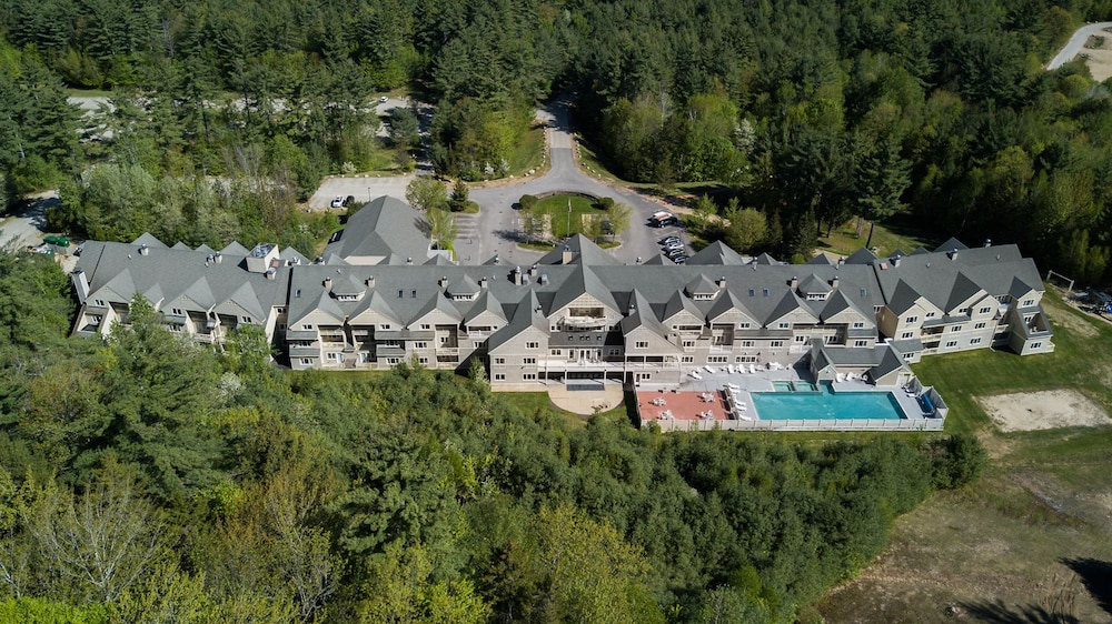 Grand summit hotel at attitash in bartlett best rates deals on orbitz