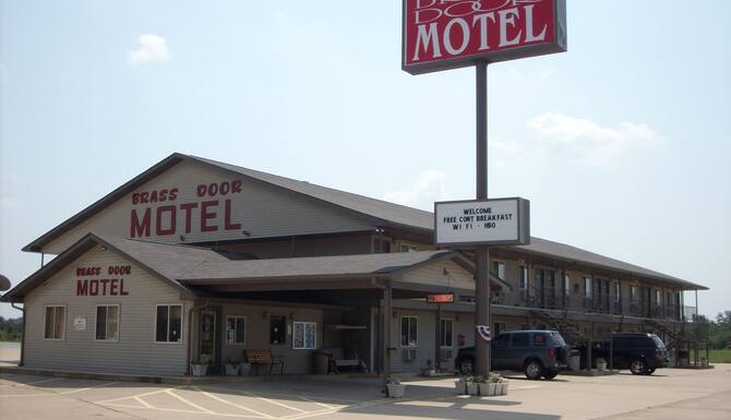 Brass Door Motel Gassville In Mountain Home Ar Expedia