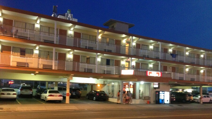 Red Carpet Inn & Suites