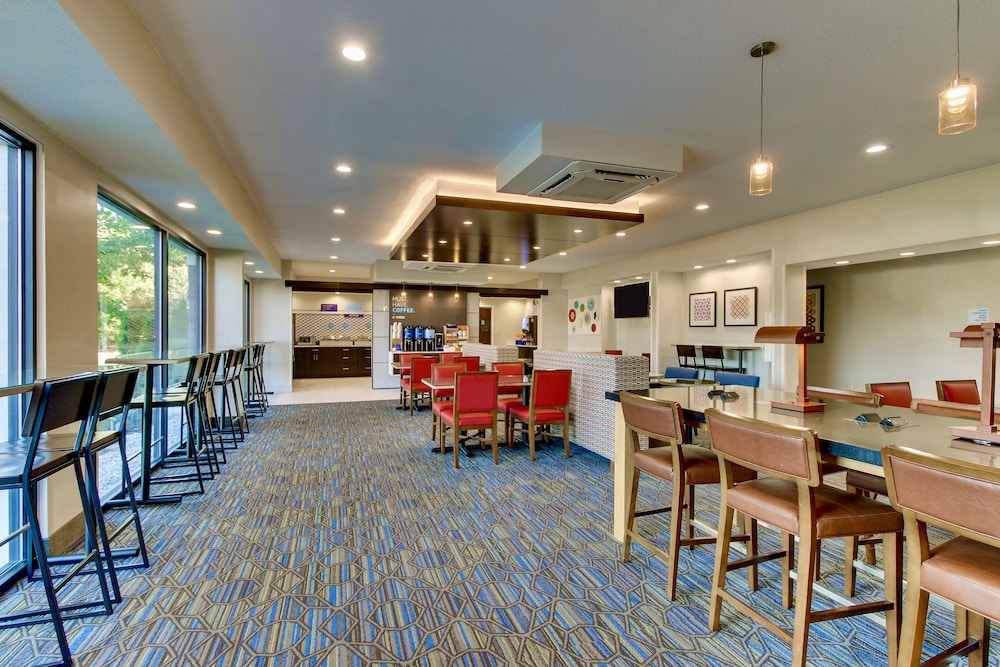 Holiday Inn Express Fishkill-Mid Hudson Valley, an IHG Hotel