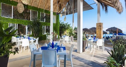 Blue Chairs Resort by the Sea - Adults Only