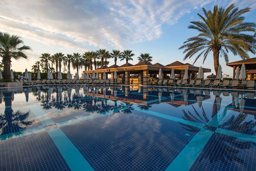 Outdoor pool, Crystal Tat Beach Golf Resort & Spa - All Inclusive