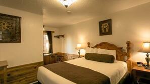 Individually decorated, blackout drapes, free WiFi, linens